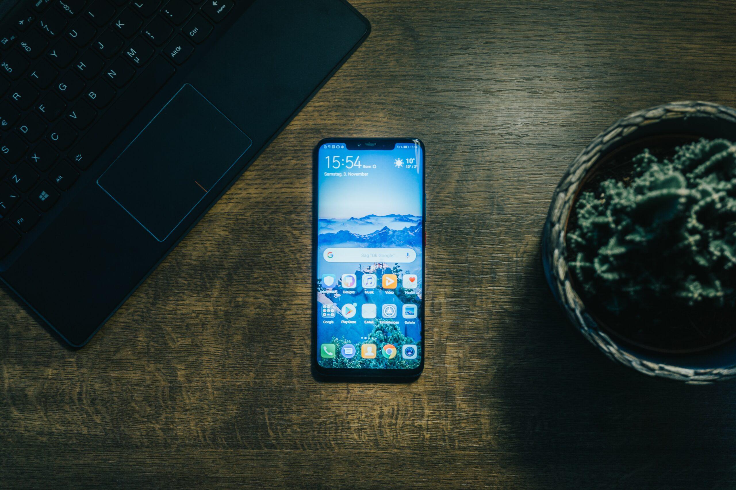 How to change message background on Android