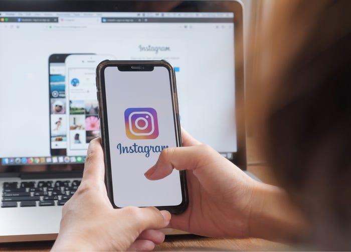 How to Use Instagram Mobile Version on 11 PC?