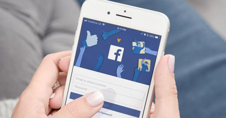 How to Change Facebook Password in 2020 (PC & Mobile)
